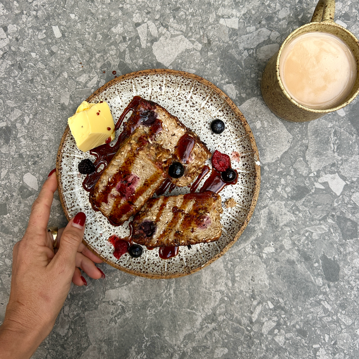 Spiced Berry Oat Slice